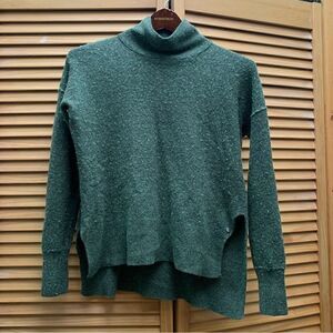 Moods of Norway Sweater Size Medium